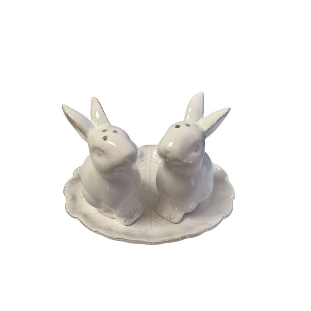 Ceramic Bunny Salt & Pepper Shakers With Leaf-Shaped Tray - White Decorative Set